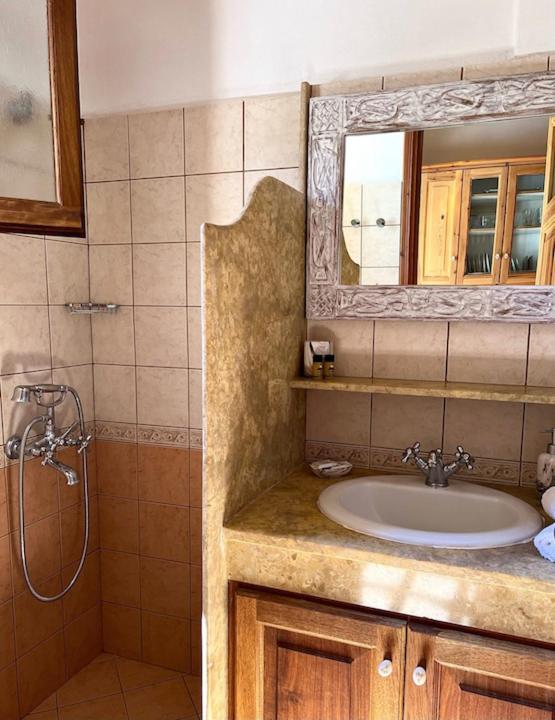 Litois Houses Patmos Sapsila ภายนอก รูปภาพ