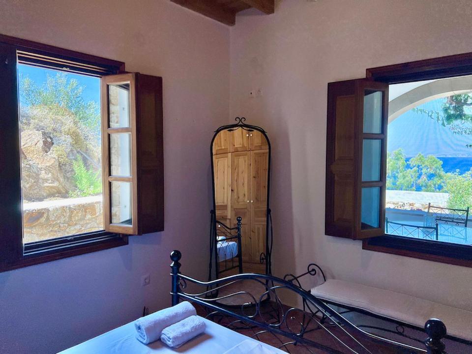 Litois Houses Patmos Sapsila ภายนอก รูปภาพ
