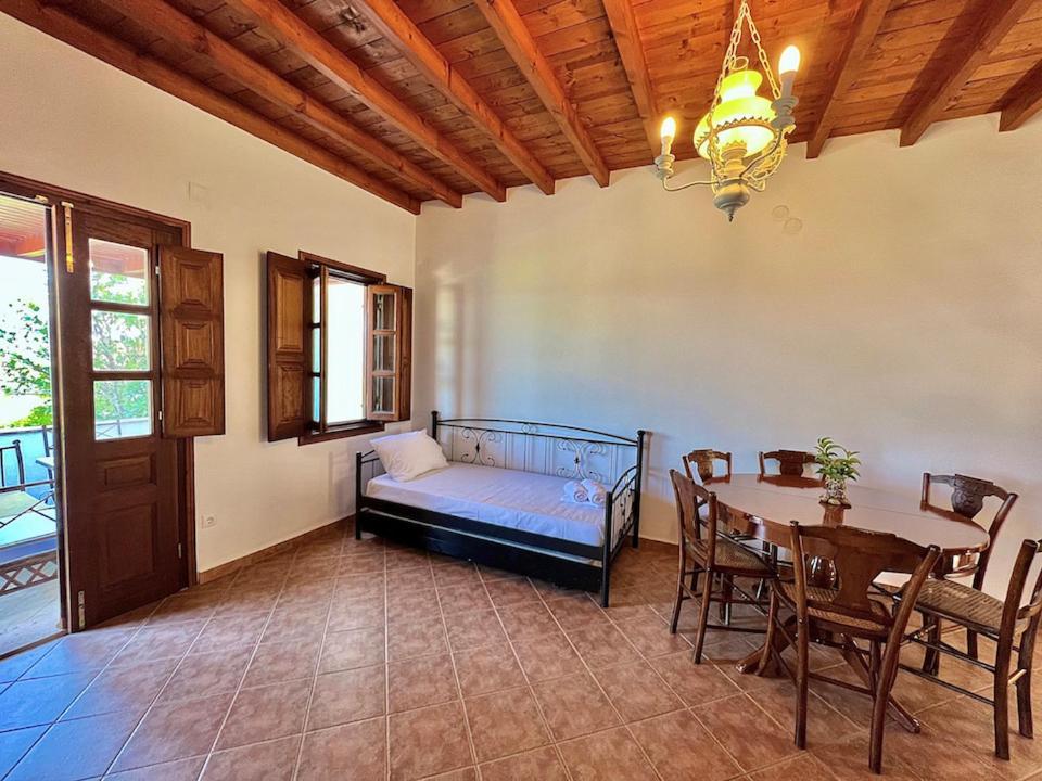 Litois Houses Patmos Sapsila ภายนอก รูปภาพ